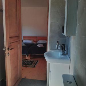 Pokój typu standard z dwoma pojedynczymi łóżkami